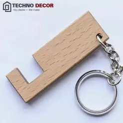 Móc khóa gỗ trang trí với đa dạng màu sắc lựa chọn